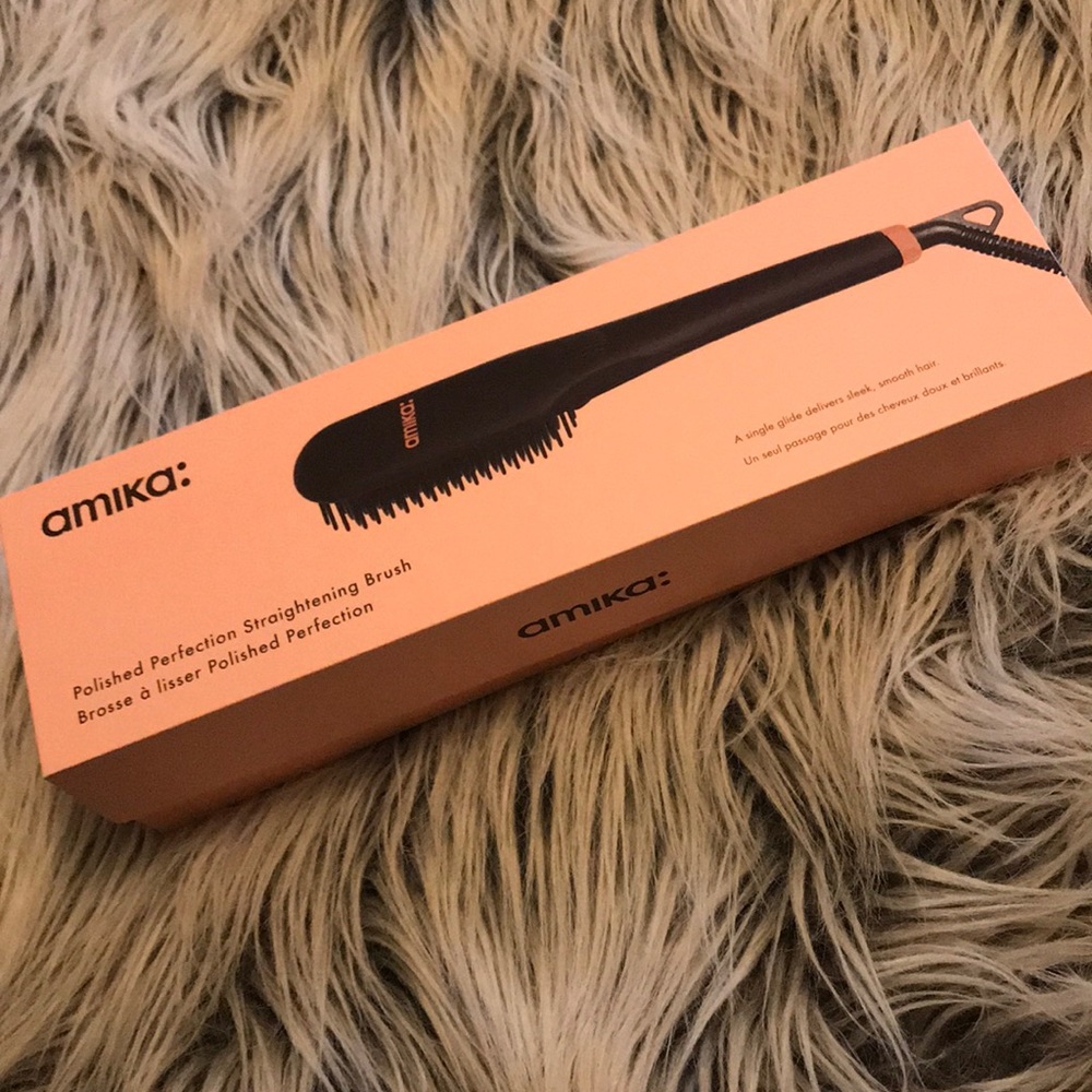 Amika Polished Perfection Straightening Brush